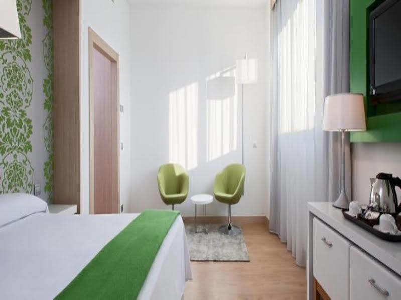Nh Campo Cartagena Hotell Exteriör bild